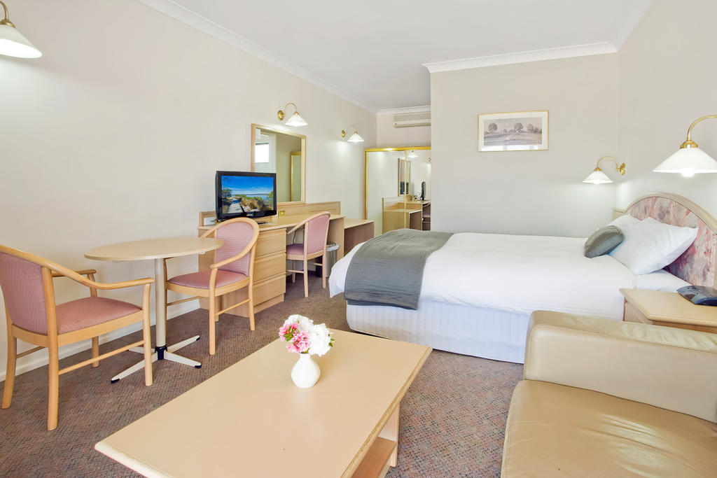Bega Village Motor Inn Buitenkant foto